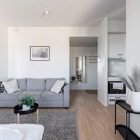 "Pyynikinkulma" - 1Br Apt With Stunning Views, Sauna & Balcony - Hosted By 2Ndhomes Tampere Extérieur photo